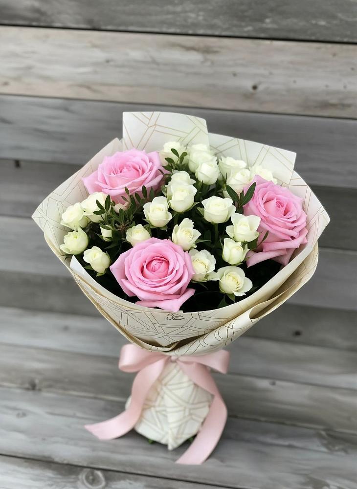 Букет цветов из: Розы в Стройкерамика