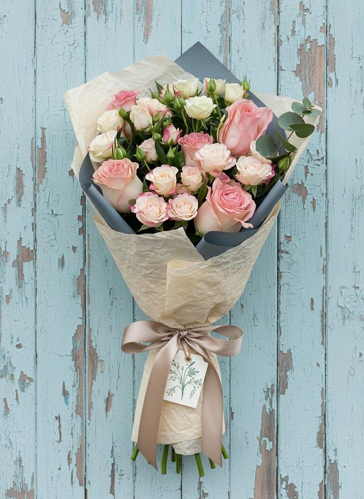 Букет цветов из: Розы в Стройкерамика