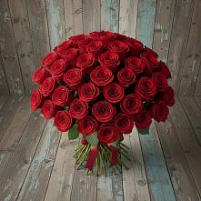 Букет 55 Красных роз Фридом #REPLACE_PRED# Стройкерамика