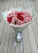 Букет цветов из:  Альстромерии #REPLACE_PRED# Стройкерамика