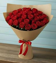 Букет Красные розы Милано в Стройкерамика