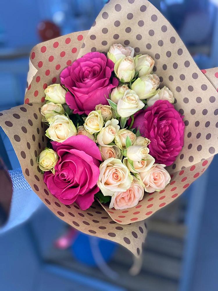 Букет цветов из: Розы в Стройкерамика