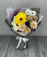 Букет цветов из:  Розы, Герберы и Хризантемы в Стройкерамика