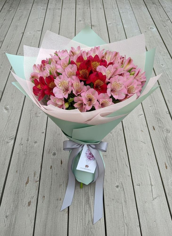 Букет цветов из: Альстромерии в Стройкерамика