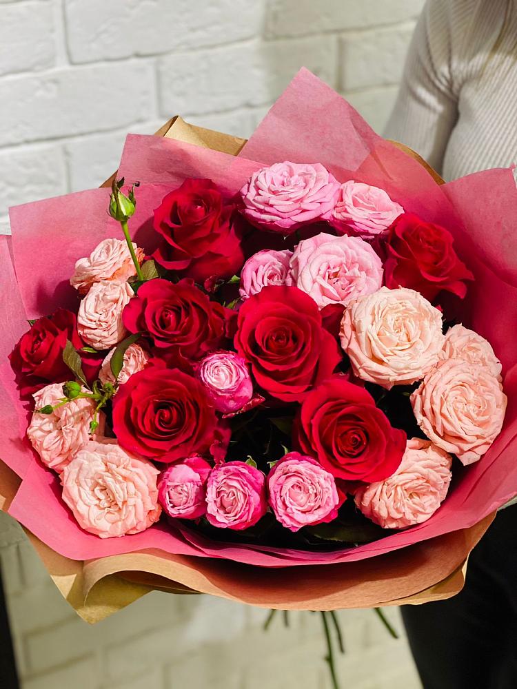 Букет цветов из: Розы в Стройкерамика